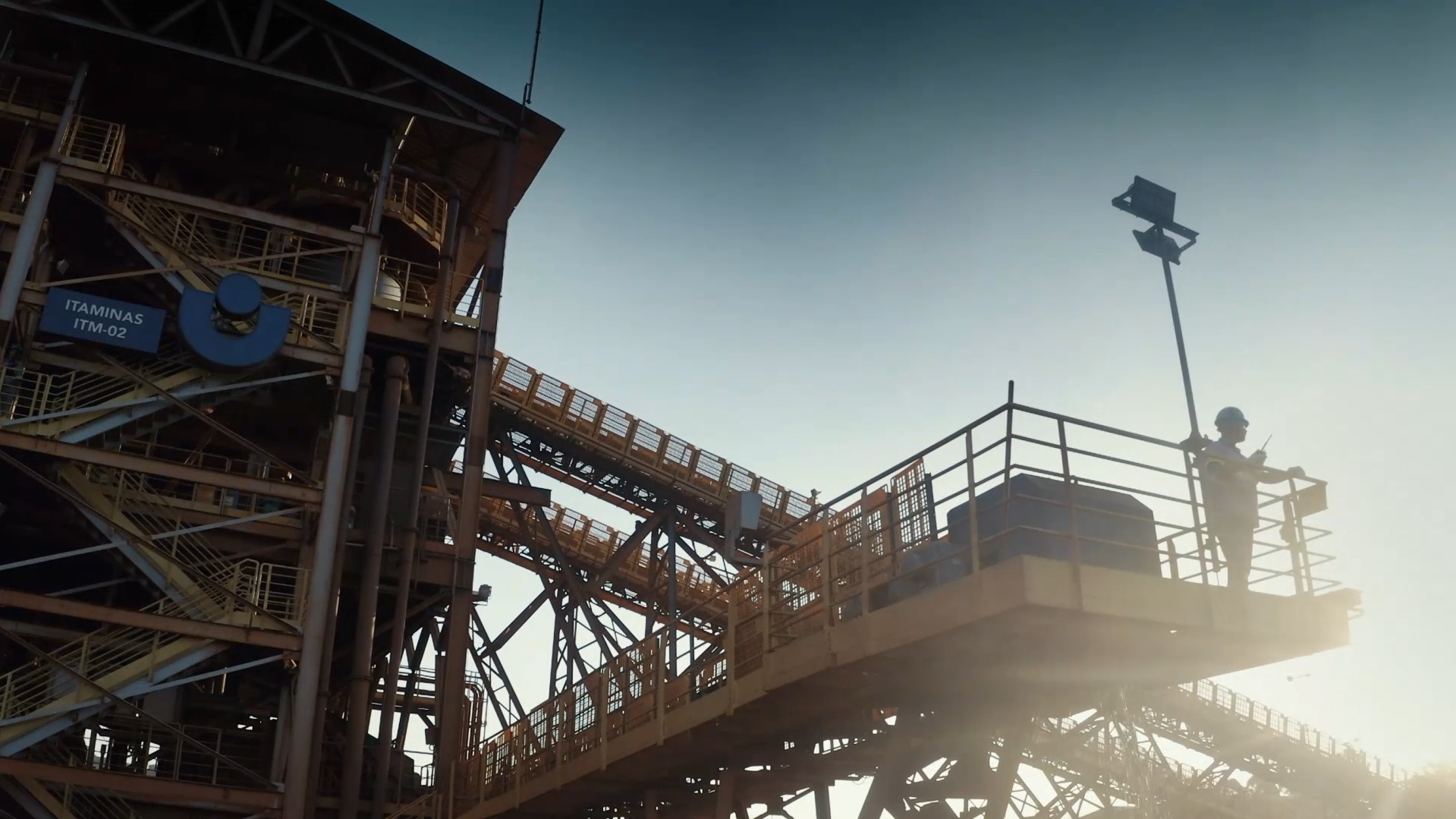 Itaminas industrial structure at dusk