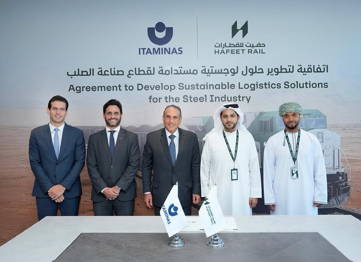 Itaminas and Hafeet Rail agreement signing ceremony (1)