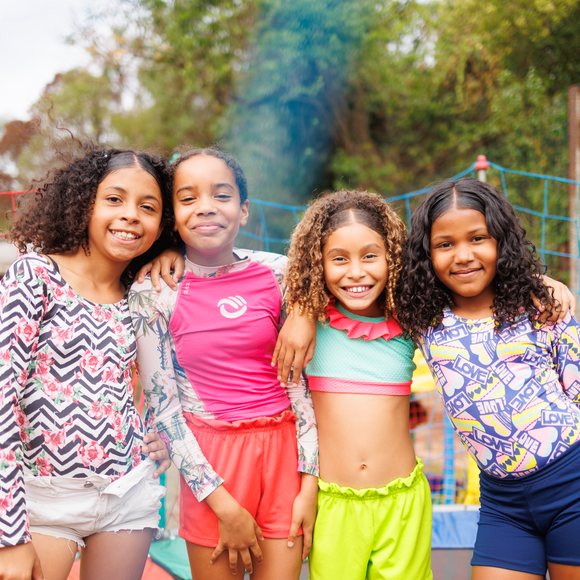 Crianças do Projeto Criança Feliz em atividade recreativa